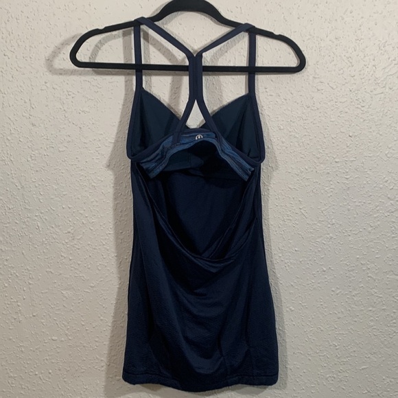 Lululemon CYB Yoga Navy Blue Tank With Attached Bra size M - Picture 3 of 8